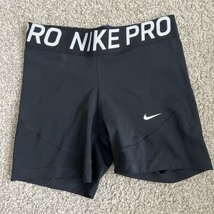 Nike Pro Spandex- Medium